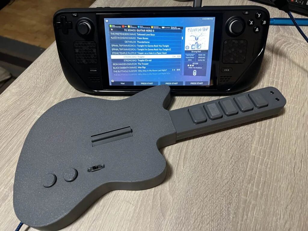 Take Clone Hero on the Go With This Mini Guitar Controller Design ...