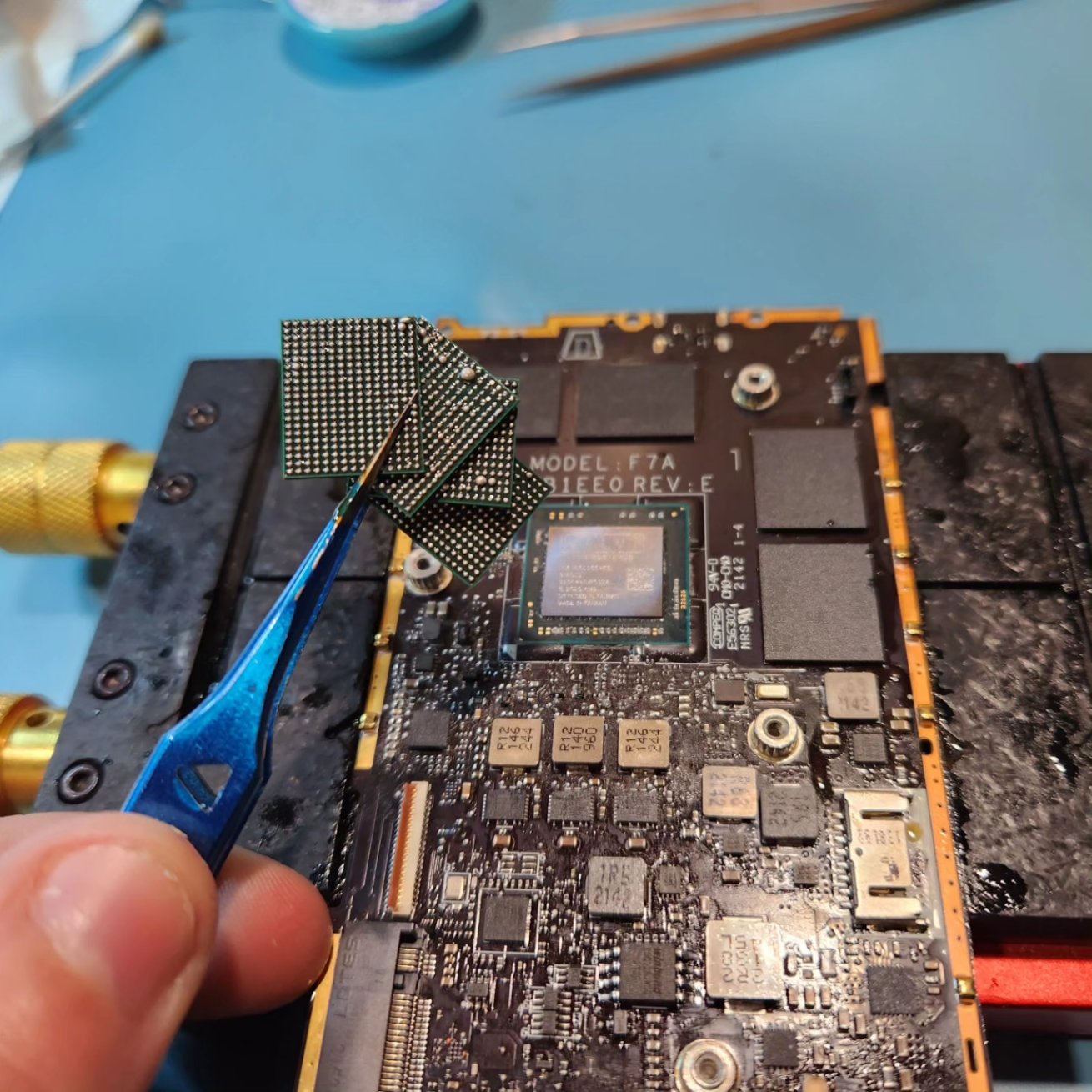 Someone Put 32gb RAM and New WiFi Card in a Steam Deck - Steam Deck HQ