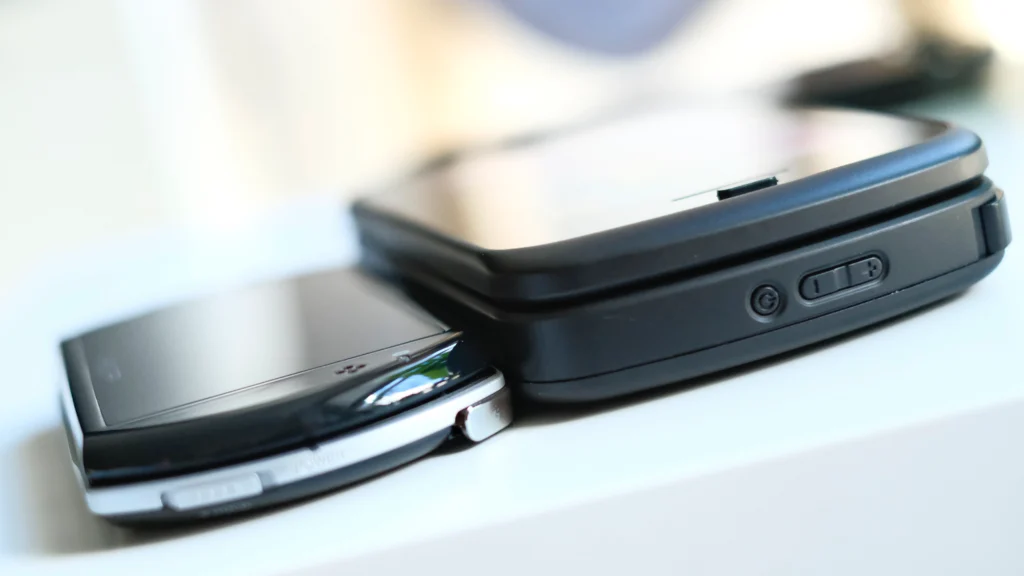 RG Slide Side Profile with PSP Go