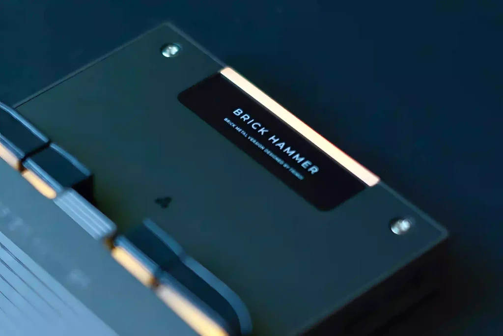 Back of TrimUI Brick Hammer2